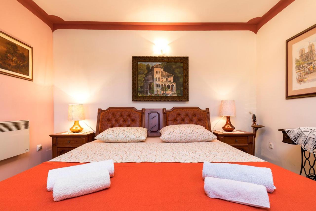 Apartman Maya มาลีโลชินจ์ ภายนอก รูปภาพ