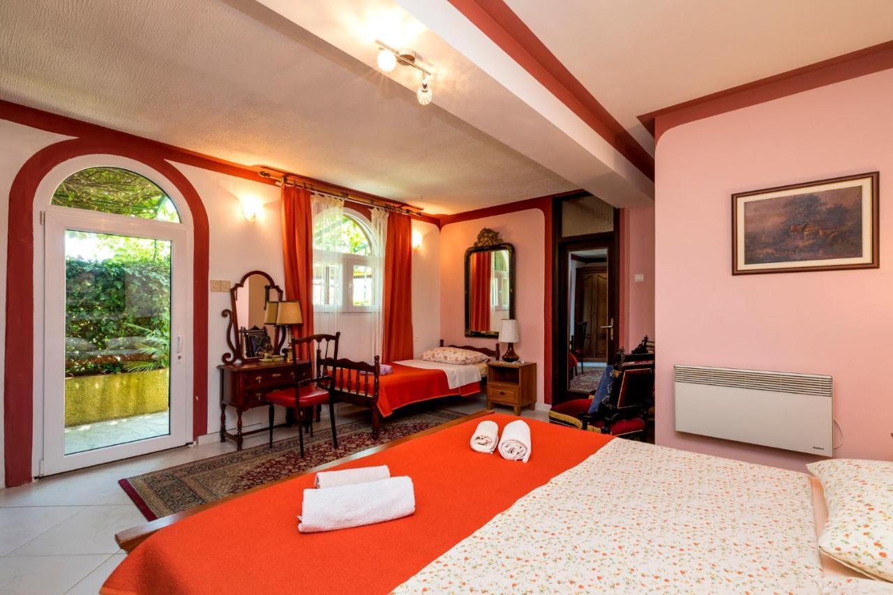 Apartman Maya มาลีโลชินจ์ ภายนอก รูปภาพ